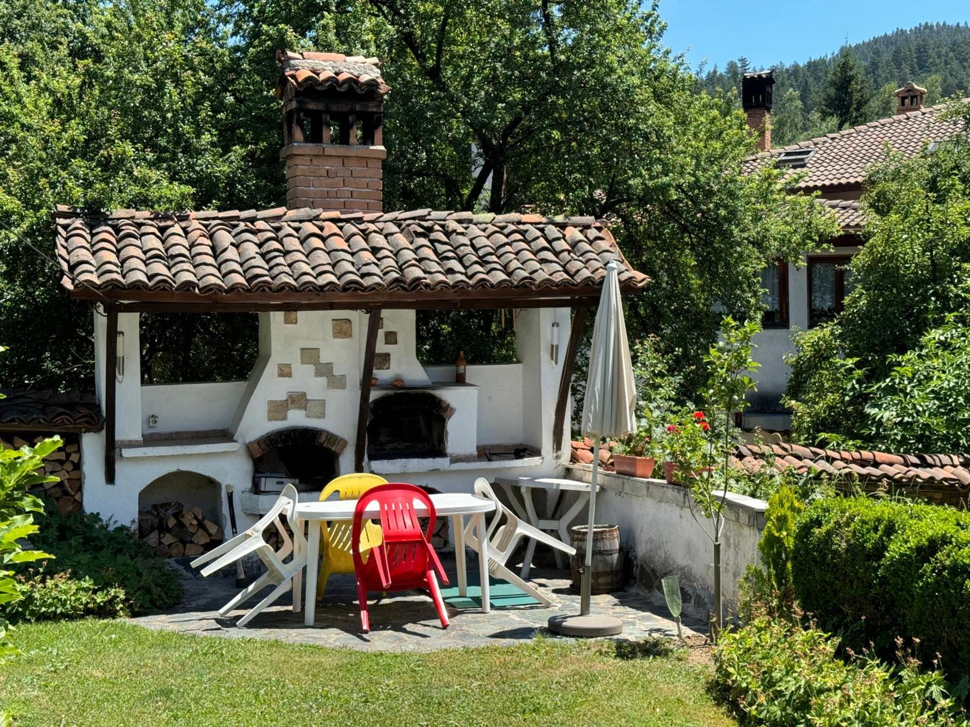 Borimechkova Kashta Hotel Koprivshtitsa Luaran gambar