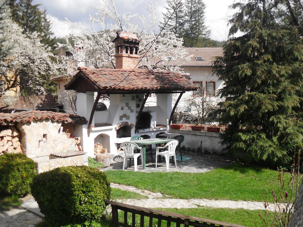 Borimechkova Kashta Hotel Koprivshtitsa Luaran gambar