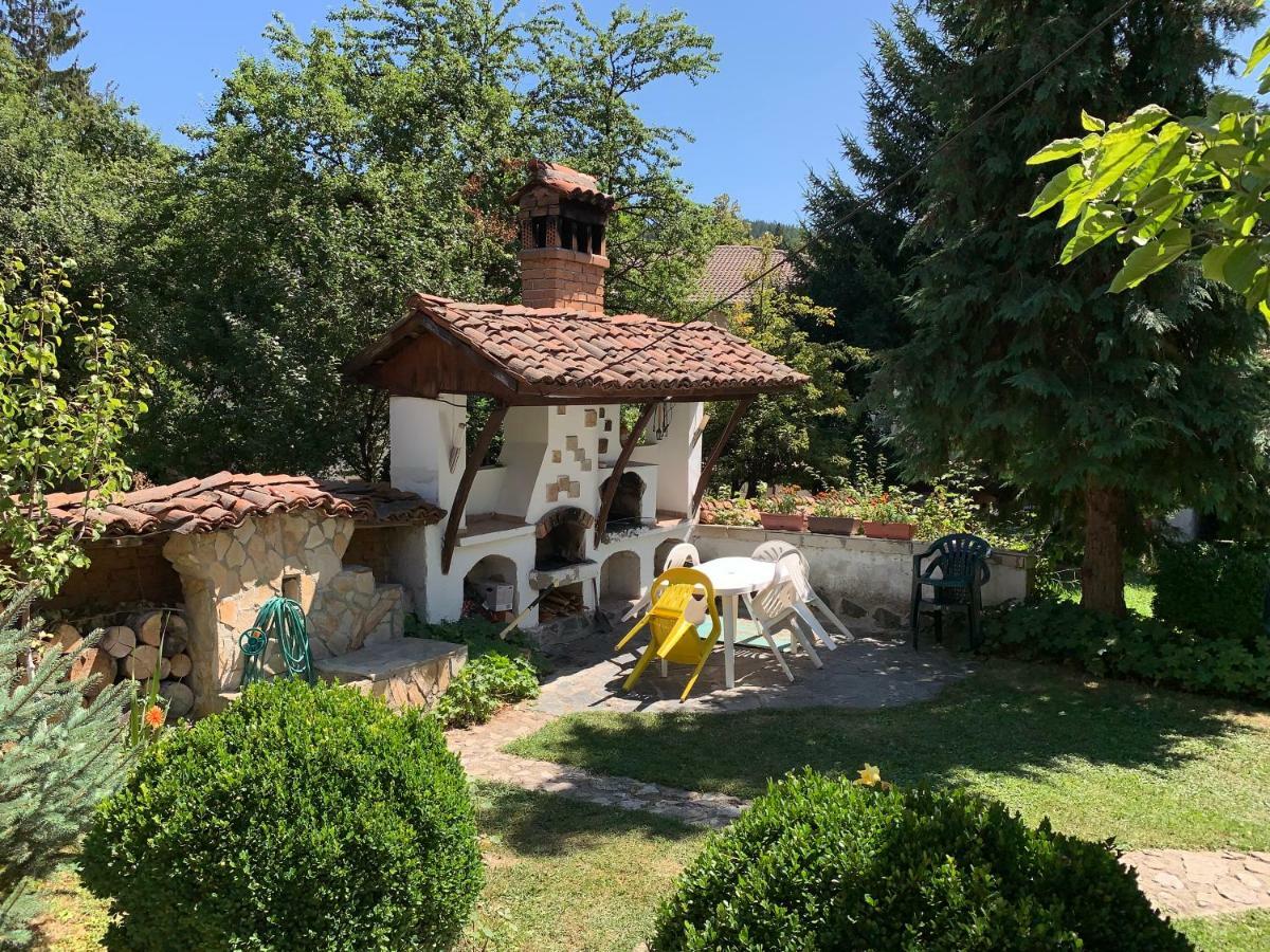 Borimechkova Kashta Hotel Koprivshtitsa Luaran gambar